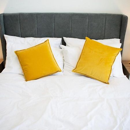 Beautifully Renovated Apartment -Central Edinburgh Edimburgo Exterior foto