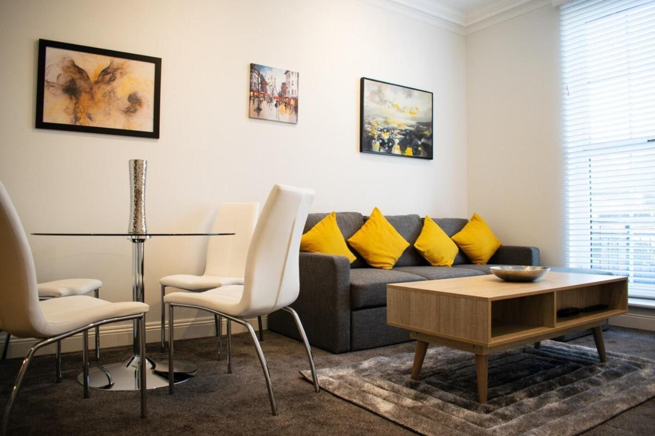 Beautifully Renovated Apartment -Central Edinburgh Edimburgo Exterior foto