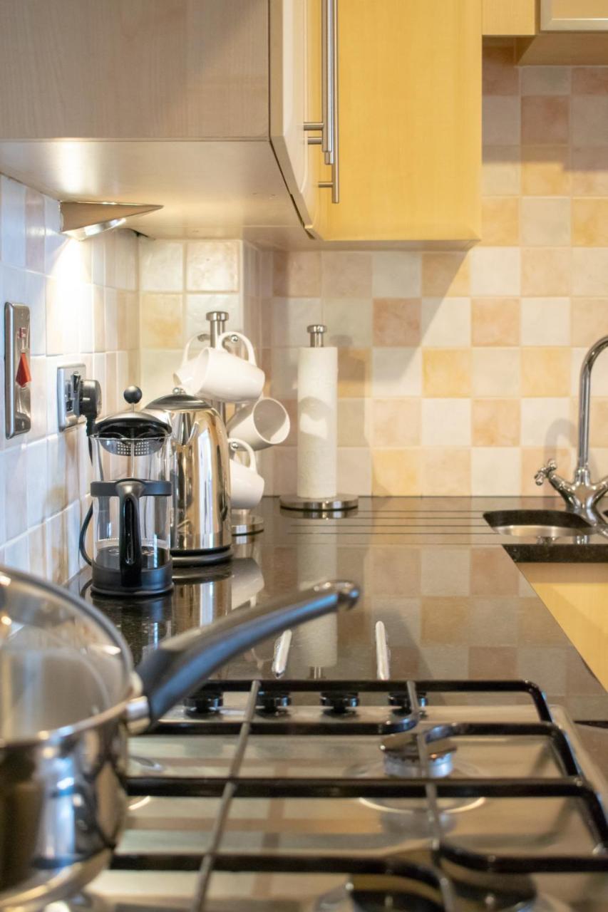 Beautifully Renovated Apartment -Central Edinburgh Edimburgo Exterior foto