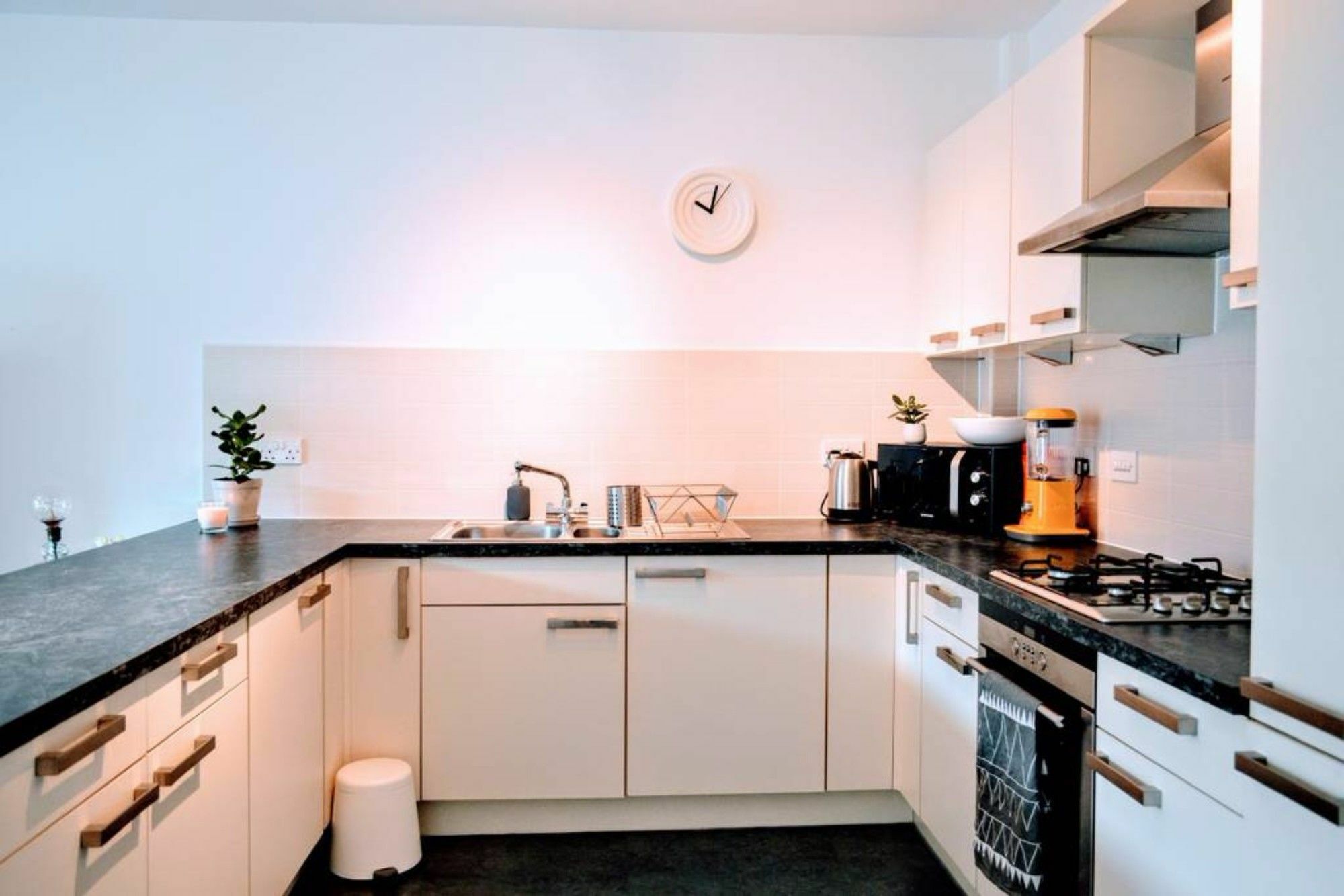 Beautifully Renovated Apartment -Central Edinburgh Edimburgo Exterior foto